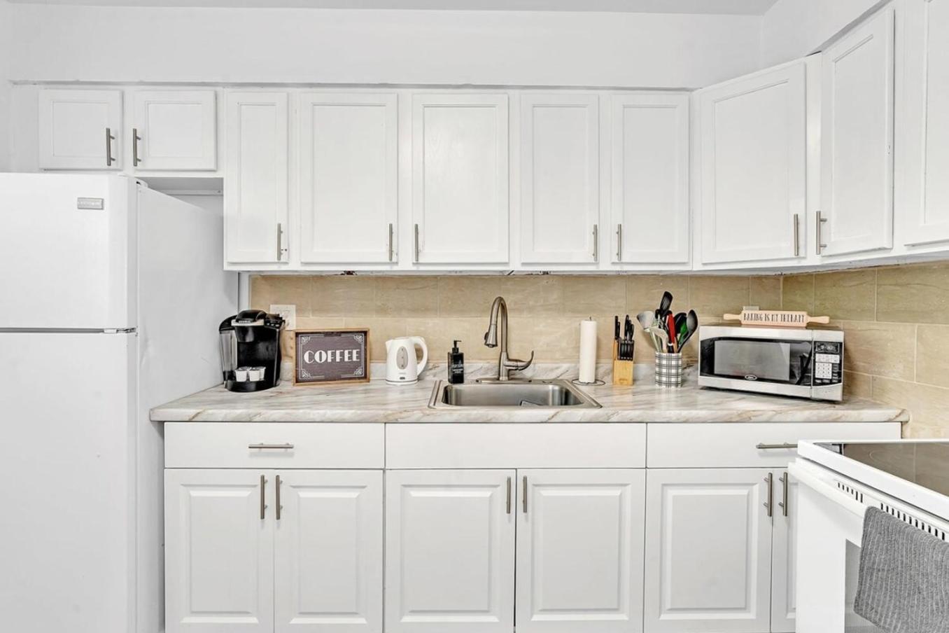 Modern 2Br Oasis Mins To Beach & Casino Db2 ดาเนียบีช ภายนอก รูปภาพ