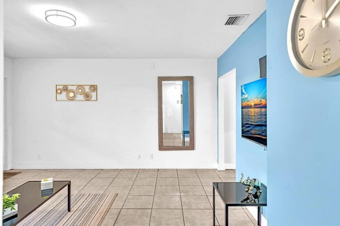 Modern 2Br Oasis Mins To Beach & Casino Db2 ดาเนียบีช ภายนอก รูปภาพ